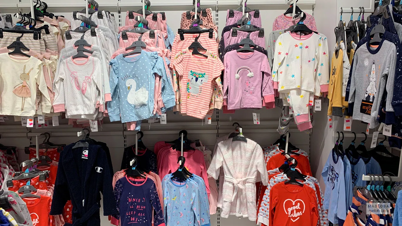 Пижамы для девочек в магазине Mothercare