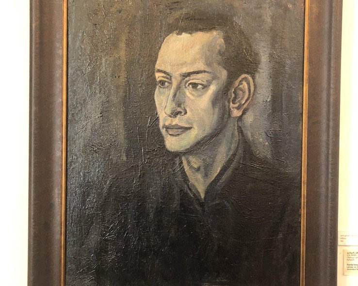 Портрет в музей искусства в Амбролаури Грузия