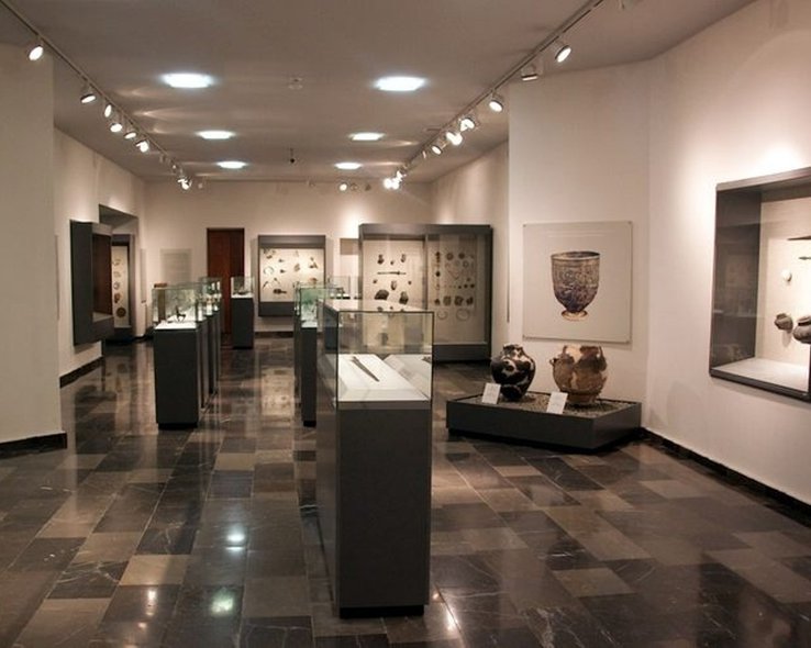 Выставочный зал музея истории и этнографии в Сигнаги