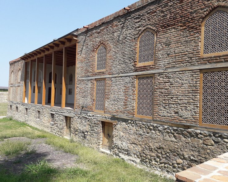 Здание музея истории Телави в Грузии