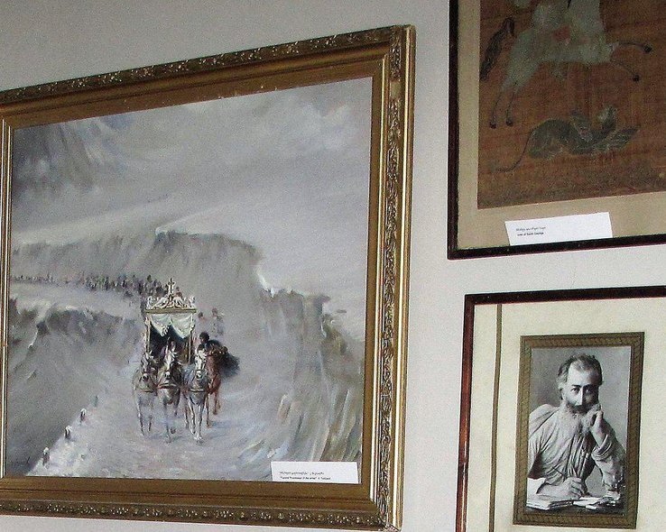 Картины художников Грузии в музее Степанцминда