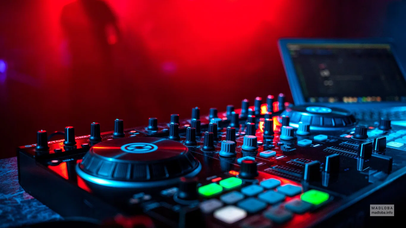 Ночной клуб "Sea Club"