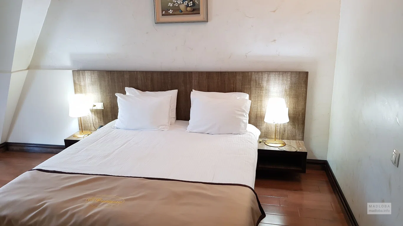 Спальня в отеле O. Galogre