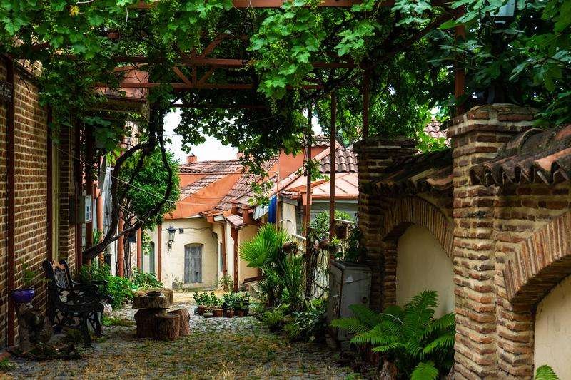 A street in the old town of Sighnaghi
