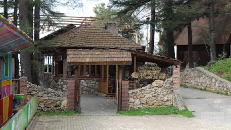 Вход в Park Restaurant