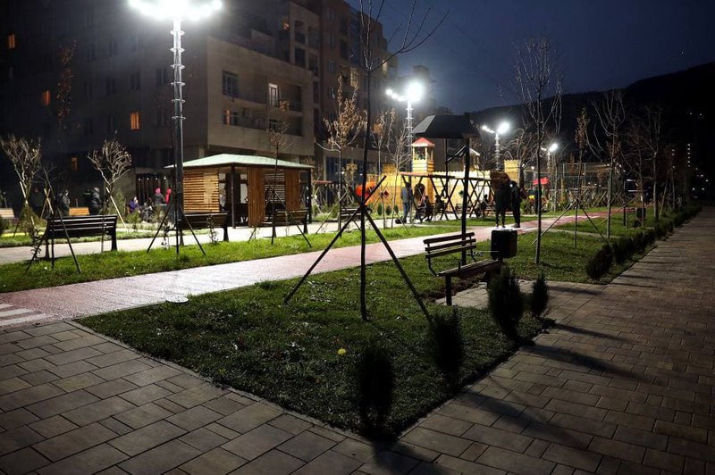 новый парк тбилиси