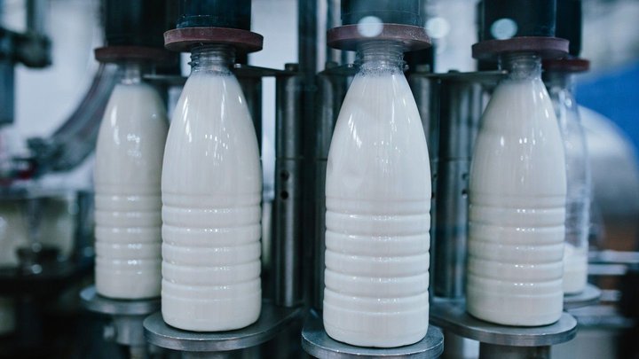 Компания-производитель молока и молочных продуктов AT-Trading