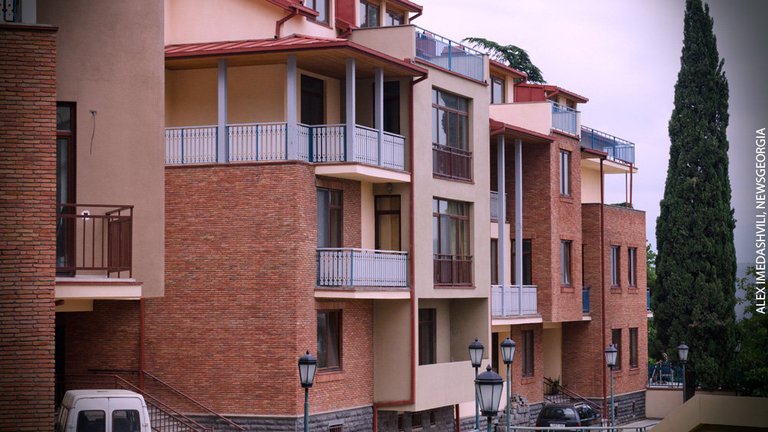Как выгодно купить вторичное жилье в Батуми?