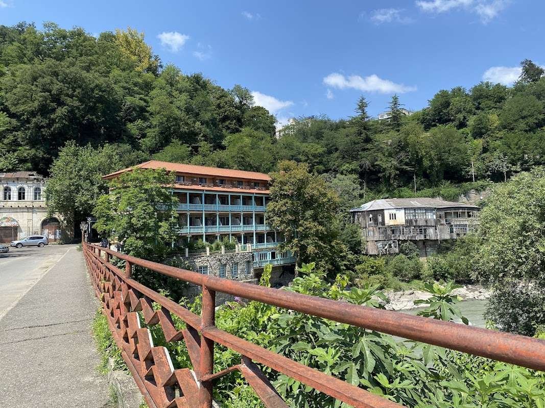 red bridge kutaisi color
