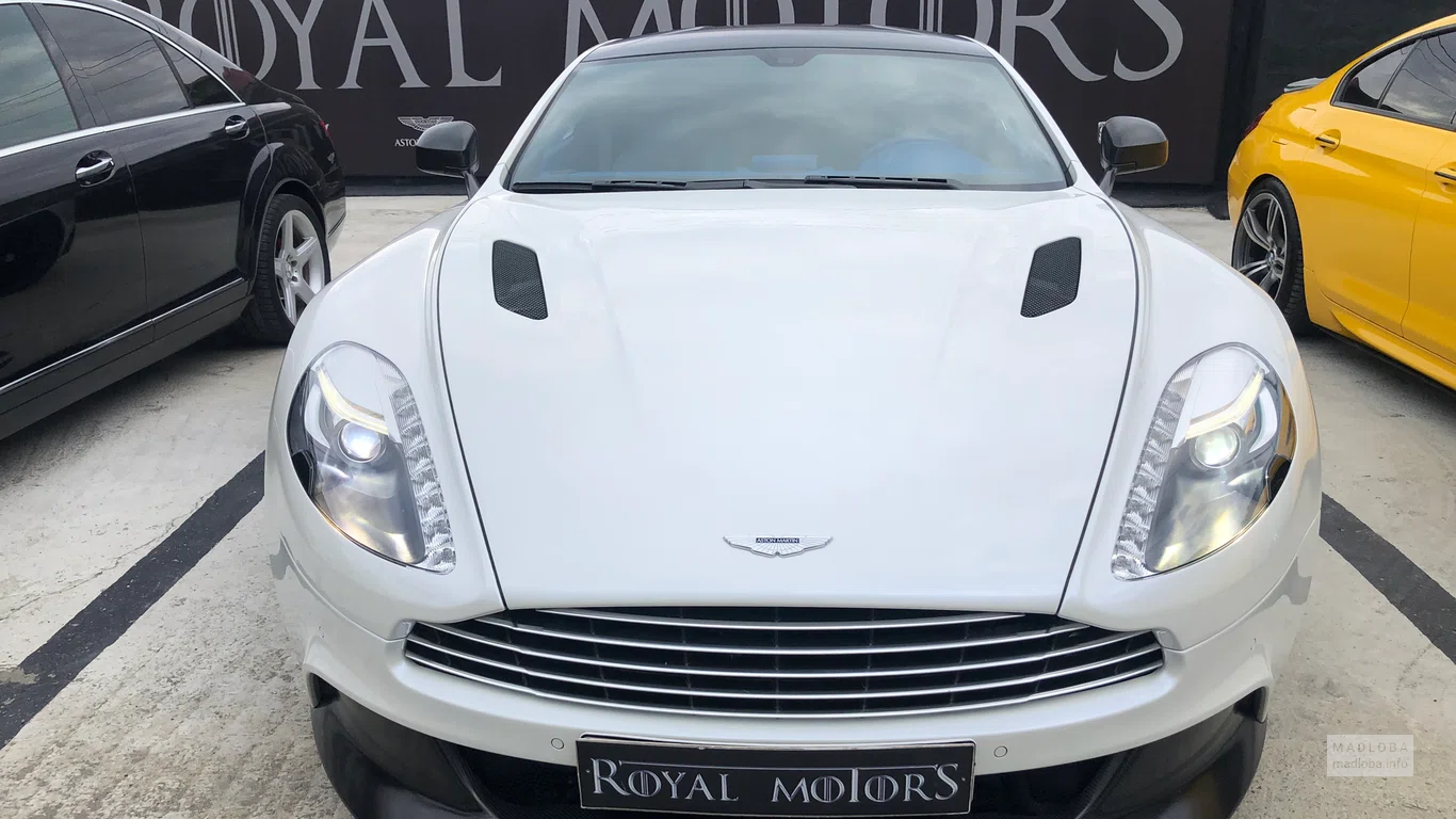 Машина на продажу в  "Royal Motors"