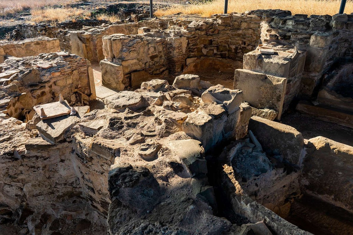 ruins-armazi-ancient-city