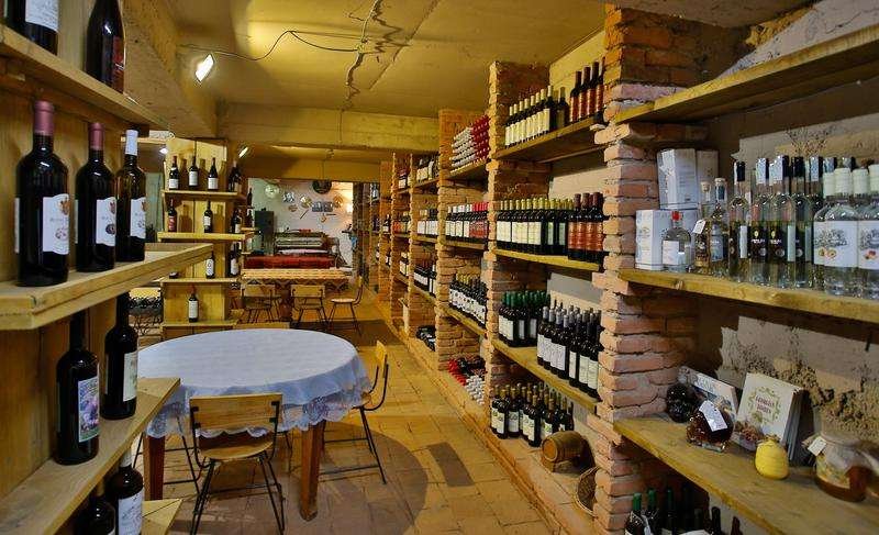 satsnakheli wine bar