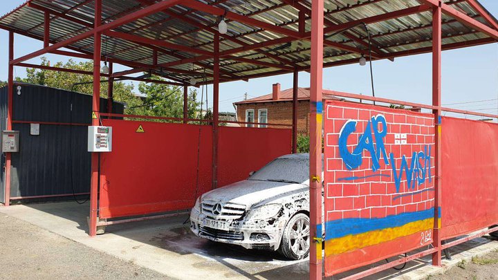 Self-service car wash (Yuri Gagarin St.)