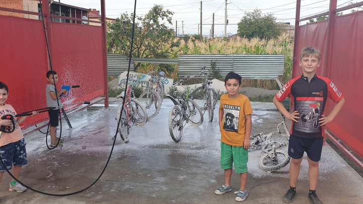 Self-service car wash (Yuri Gagarin St.)