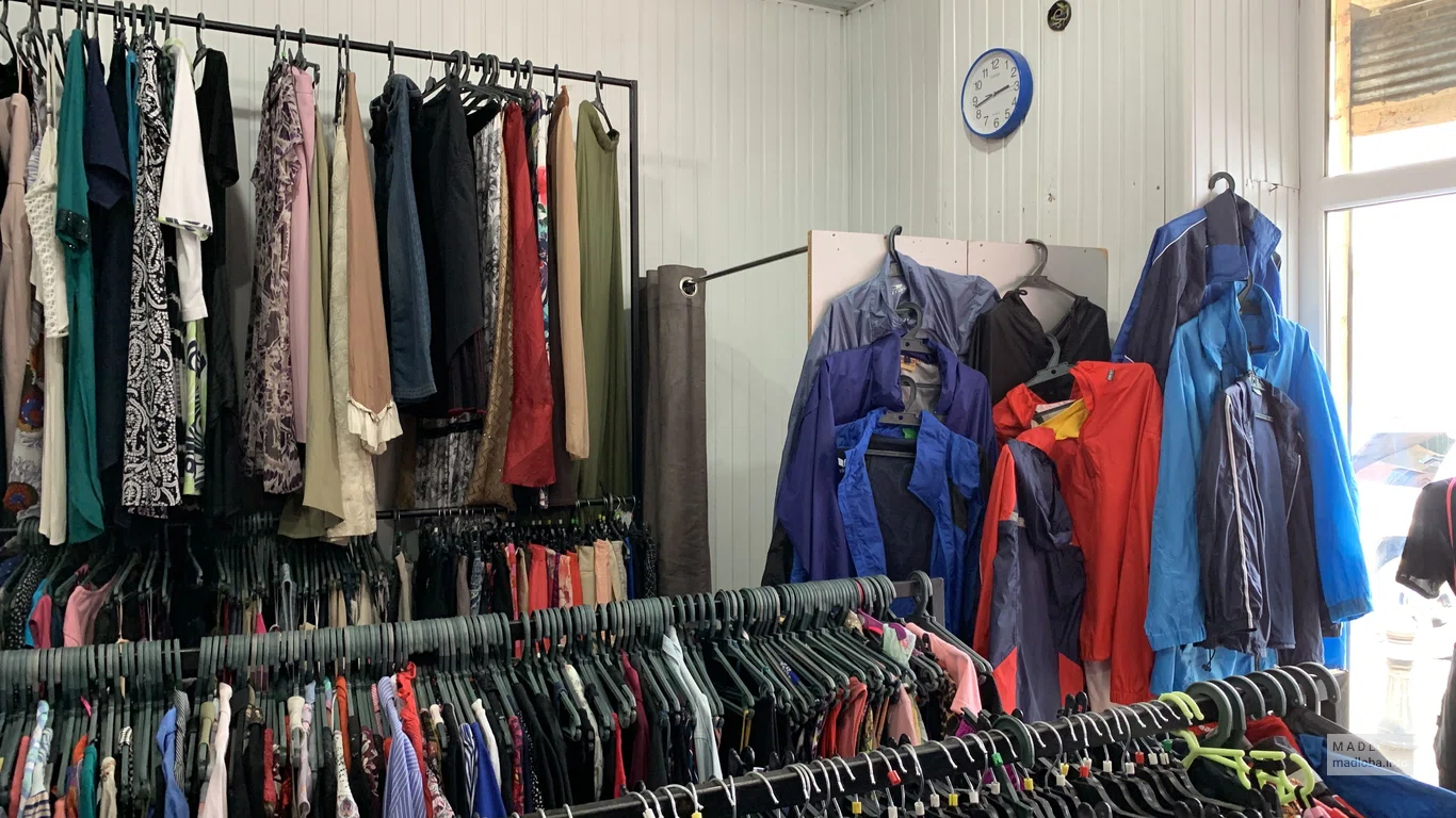 Коллекция одежды в Шопинг Хуб