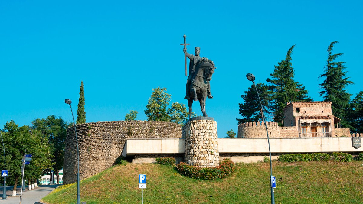 Дворец короля Ираклия в в Грузии