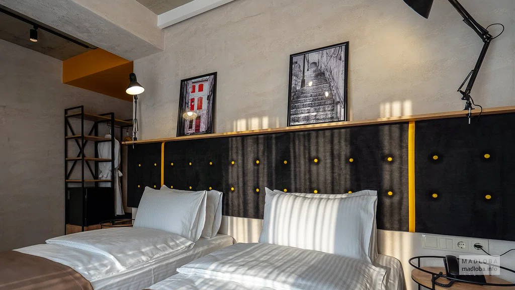 Спальня в номере гостиницы Тбилиси Стори