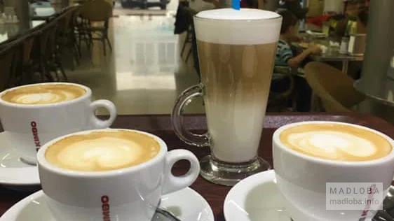 Кофе в кафе Церодена в Батуми