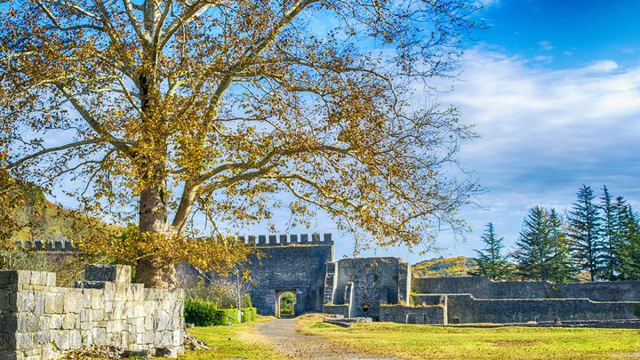 Tsikhoji. Visit the ancient citadel of Archeopolis